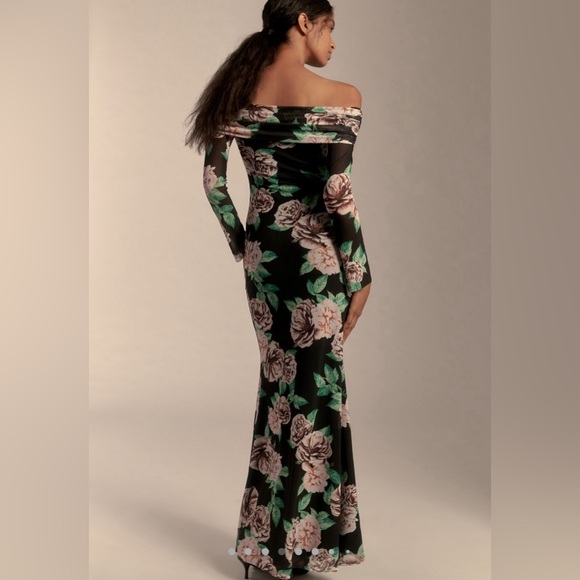 WITH TAGS AFRM LONG SLEEVE OFF THE SHOULDER MESH MAXI DRESS in BLK MOTIF sz S - Picture 4 of 11